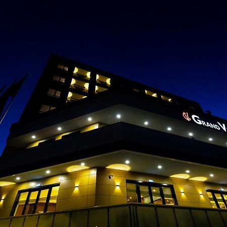 Grand View Hotel & Suites Copou Jassy Zewnętrze zdjęcie