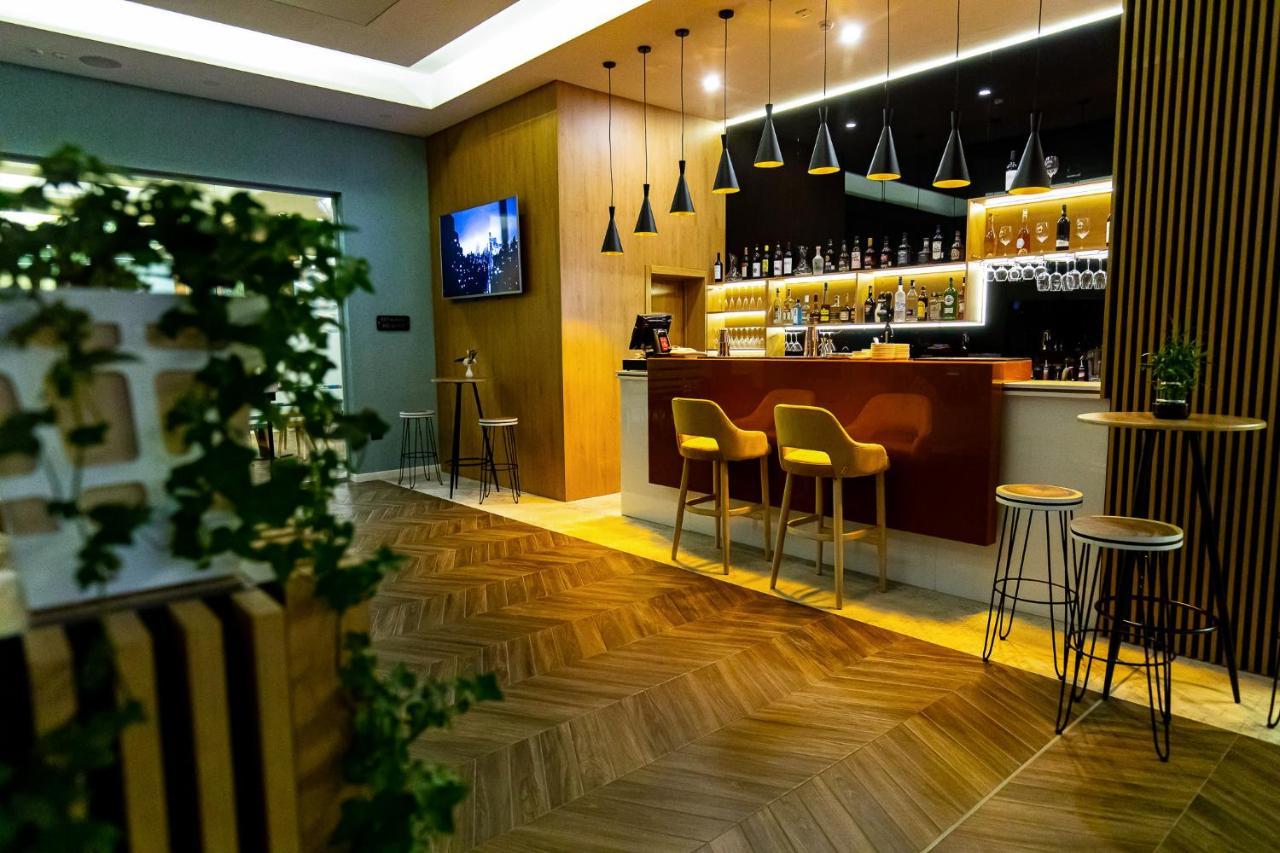 Grand View Hotel & Suites Copou Jassy Zewnętrze zdjęcie