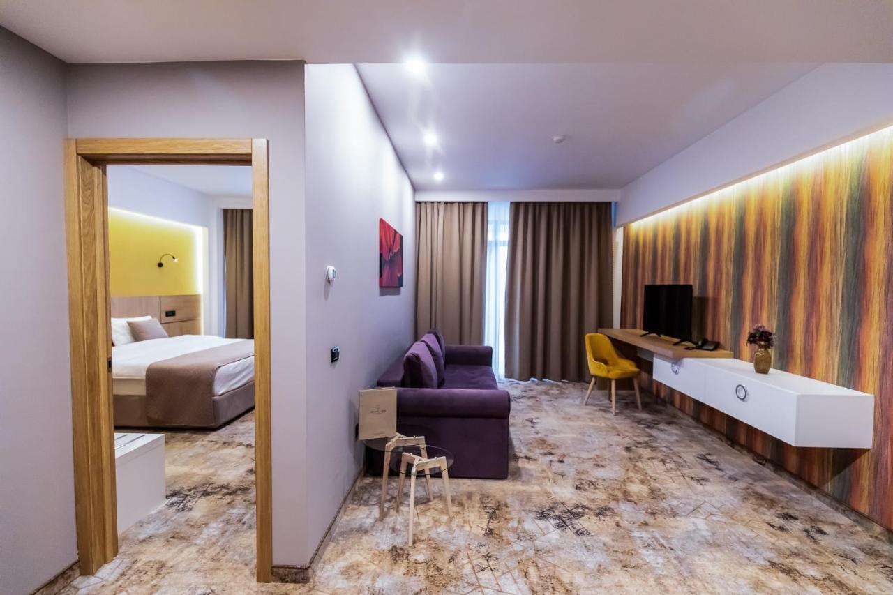 Grand View Hotel & Suites Copou Jassy Zewnętrze zdjęcie