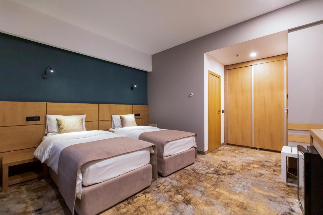 Grand View Hotel & Suites Copou Jassy Zewnętrze zdjęcie