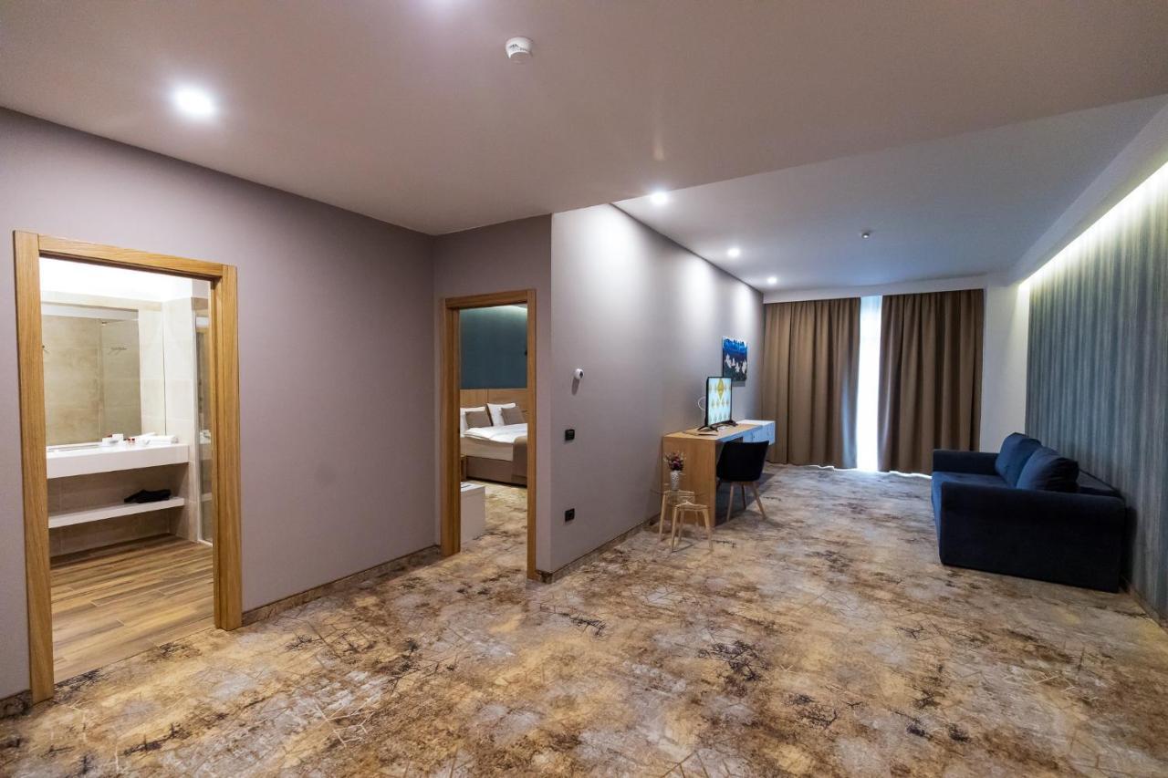 Grand View Hotel & Suites Copou Jassy Zewnętrze zdjęcie